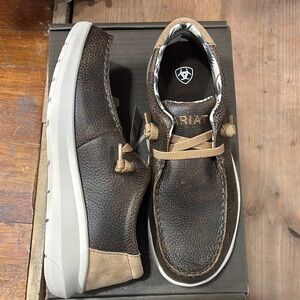 Ariat Brown Tan Slip-On Loafers with Moccasin Stitching